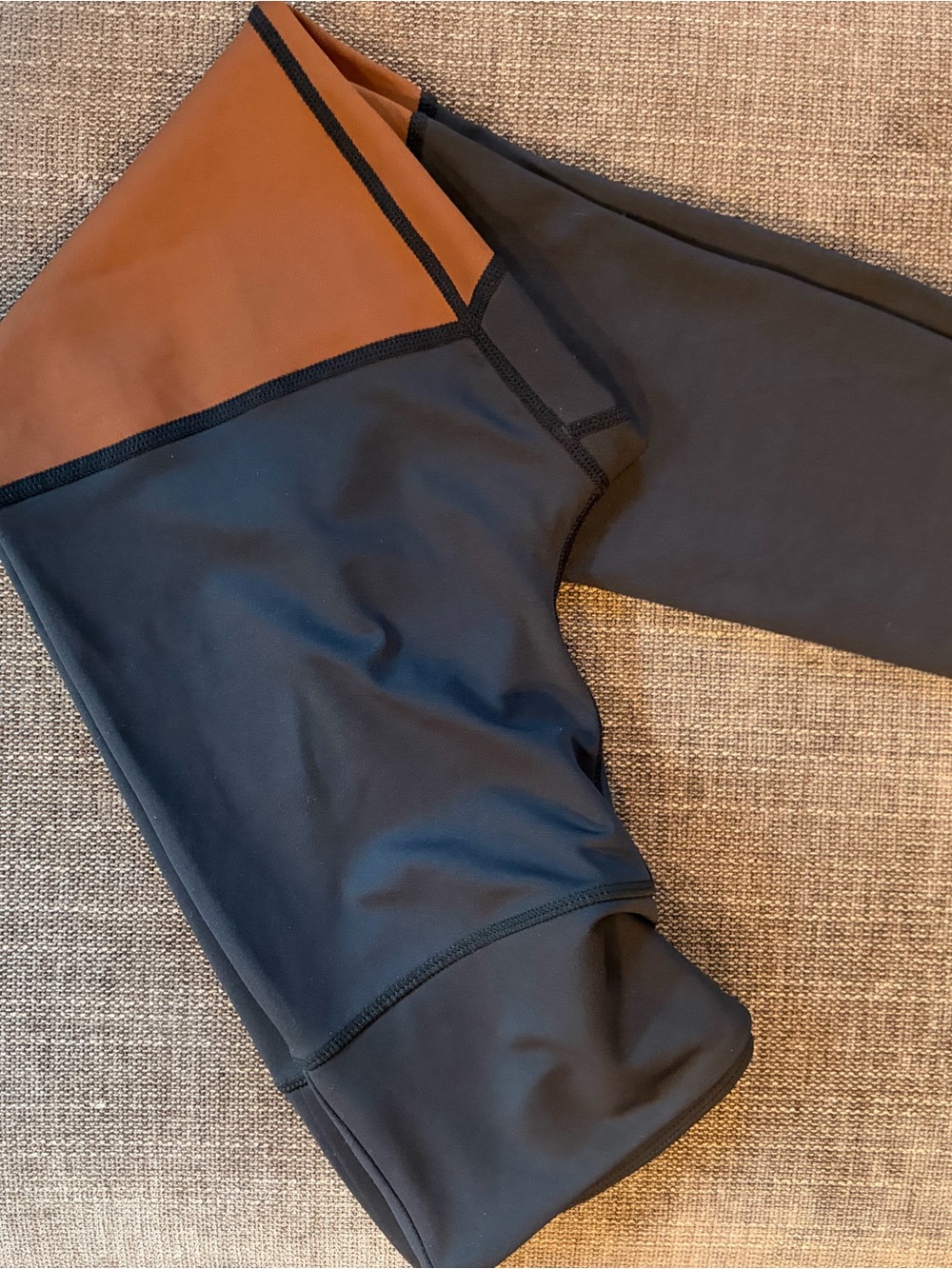 ZYIA Women’s Two-Tone Leggings in Black and Brown